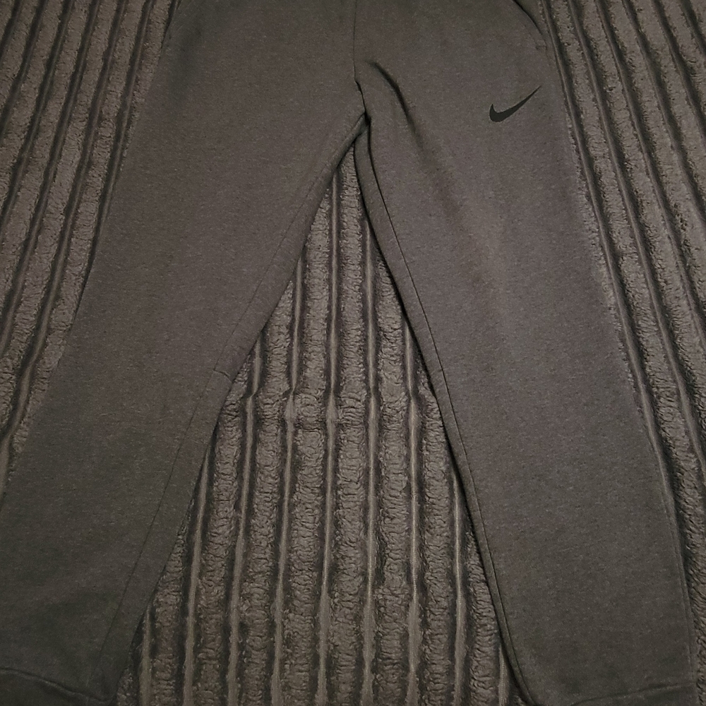 Nike Gray Sweatpants Classic Athletic Fit